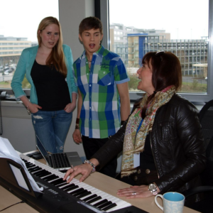 Anya Mahnken- Vocal Coaching